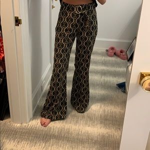 70s-esque flare leg chain pant.